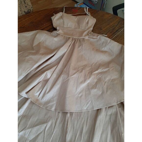 New XS Windsor Lt Gold Spaghetti Strap Open Criss Cross Back Hi Low Form… - Picture 2 of 9